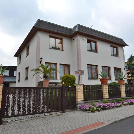 Apartmány Karlovy Vary Esterno foto