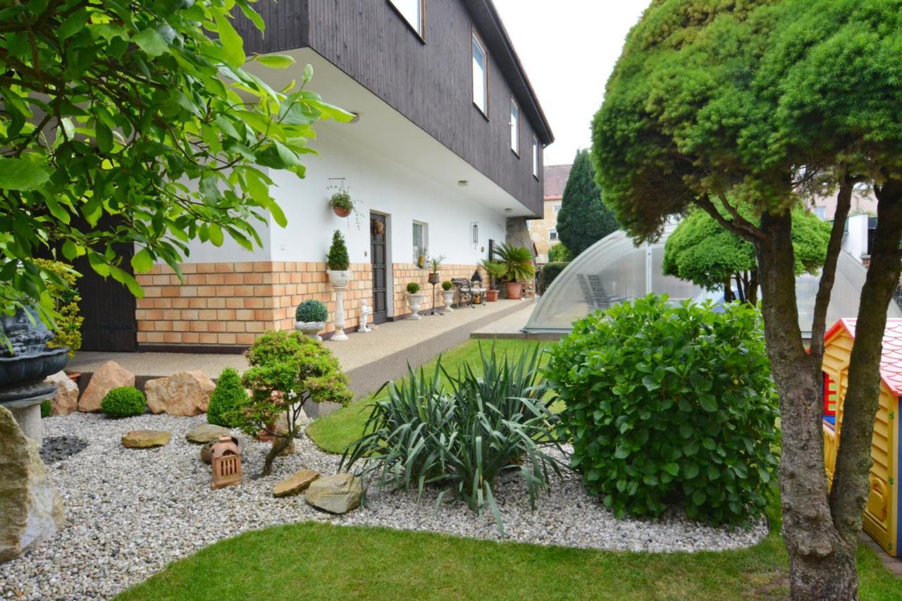 Apartmány Karlovy Vary Esterno foto