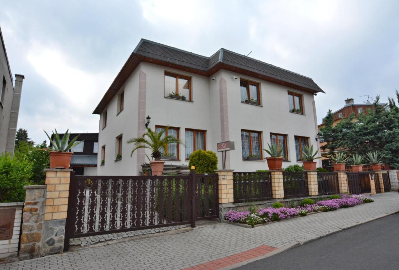 Apartmány Karlovy Vary Esterno foto