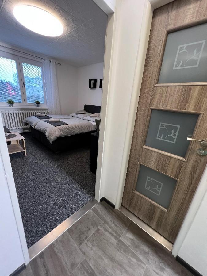 Apartmány Karlovy Vary Esterno foto