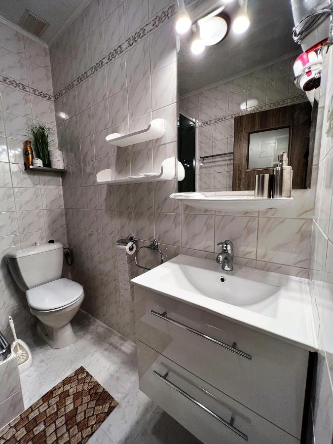 Apartmány Karlovy Vary Esterno foto