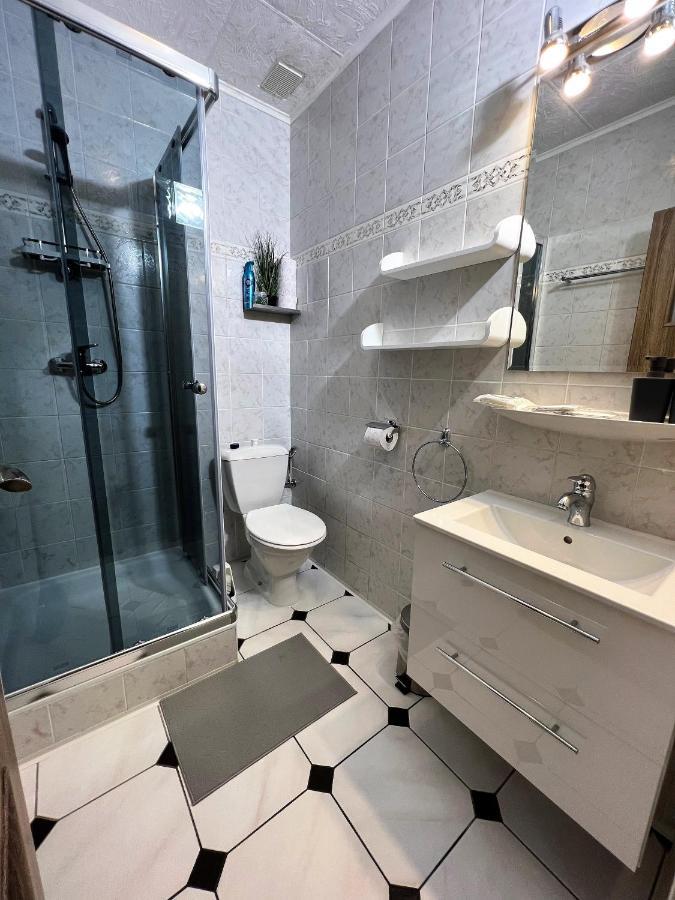 Apartmány Karlovy Vary Esterno foto