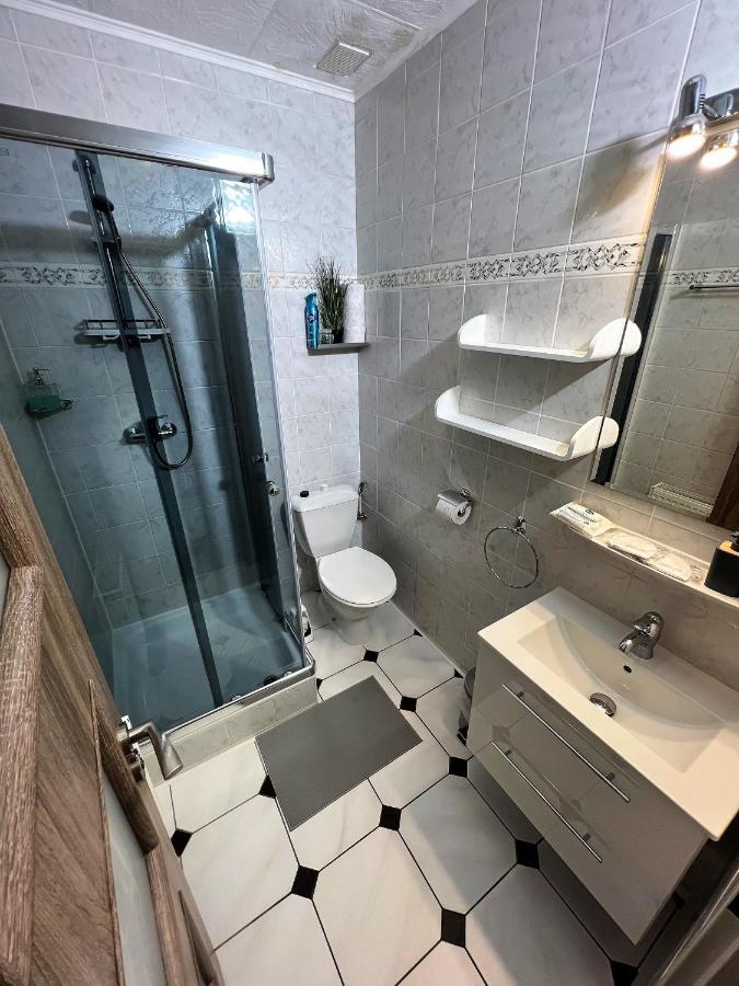 Apartmány Karlovy Vary Esterno foto